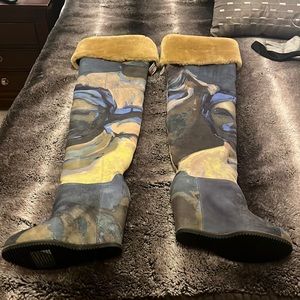 UGG X CLAIRE TABOURET THIGH HIGH BOOT BRAND NEW RARE AND HARD TO FIND